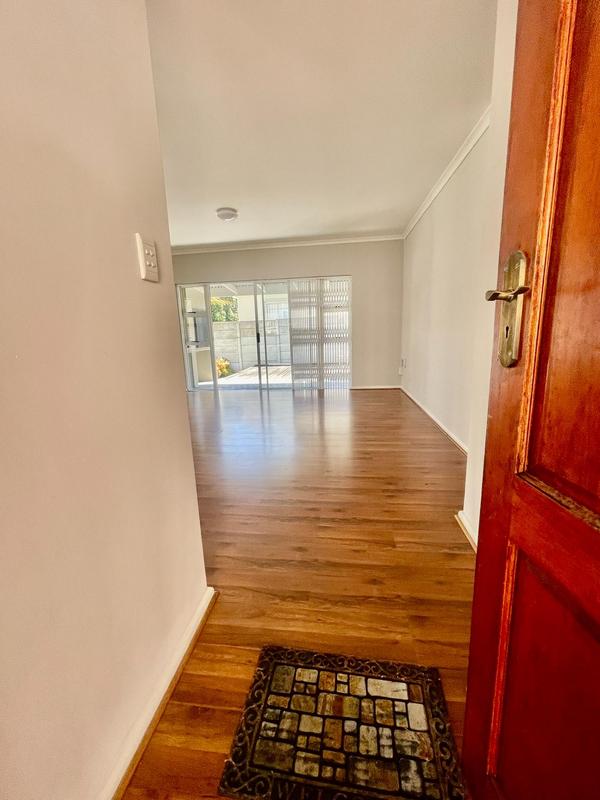 To Let 3 Bedroom Property for Rent in Sonstraal Heights Western Cape